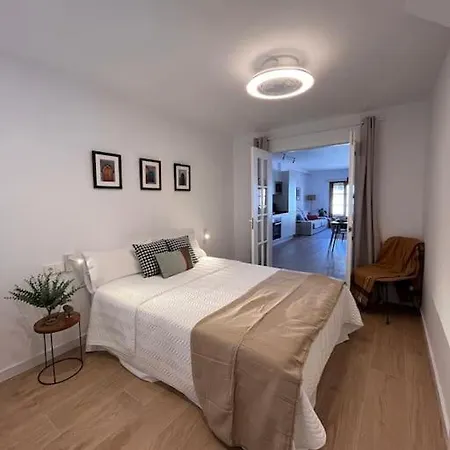 Piso Con Mucho Encanto Appartamento *